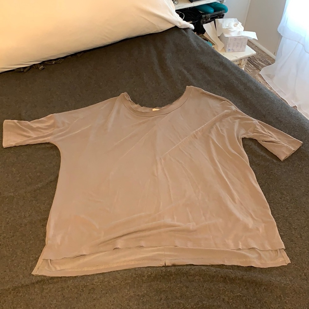 Women’s dress shirt